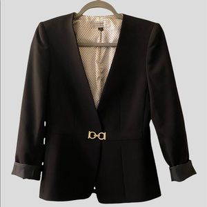 Tahari blazer